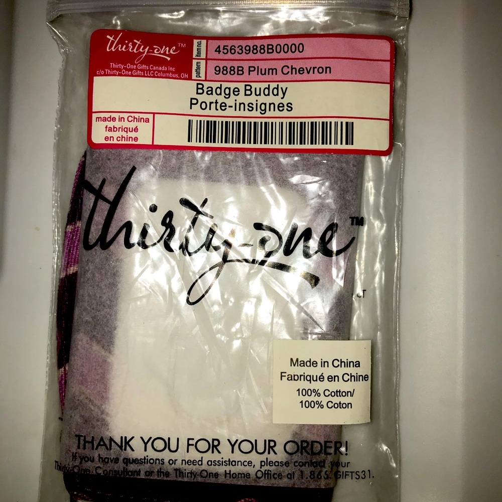 Thirty-One Badge Buddy in Purple Chevron
